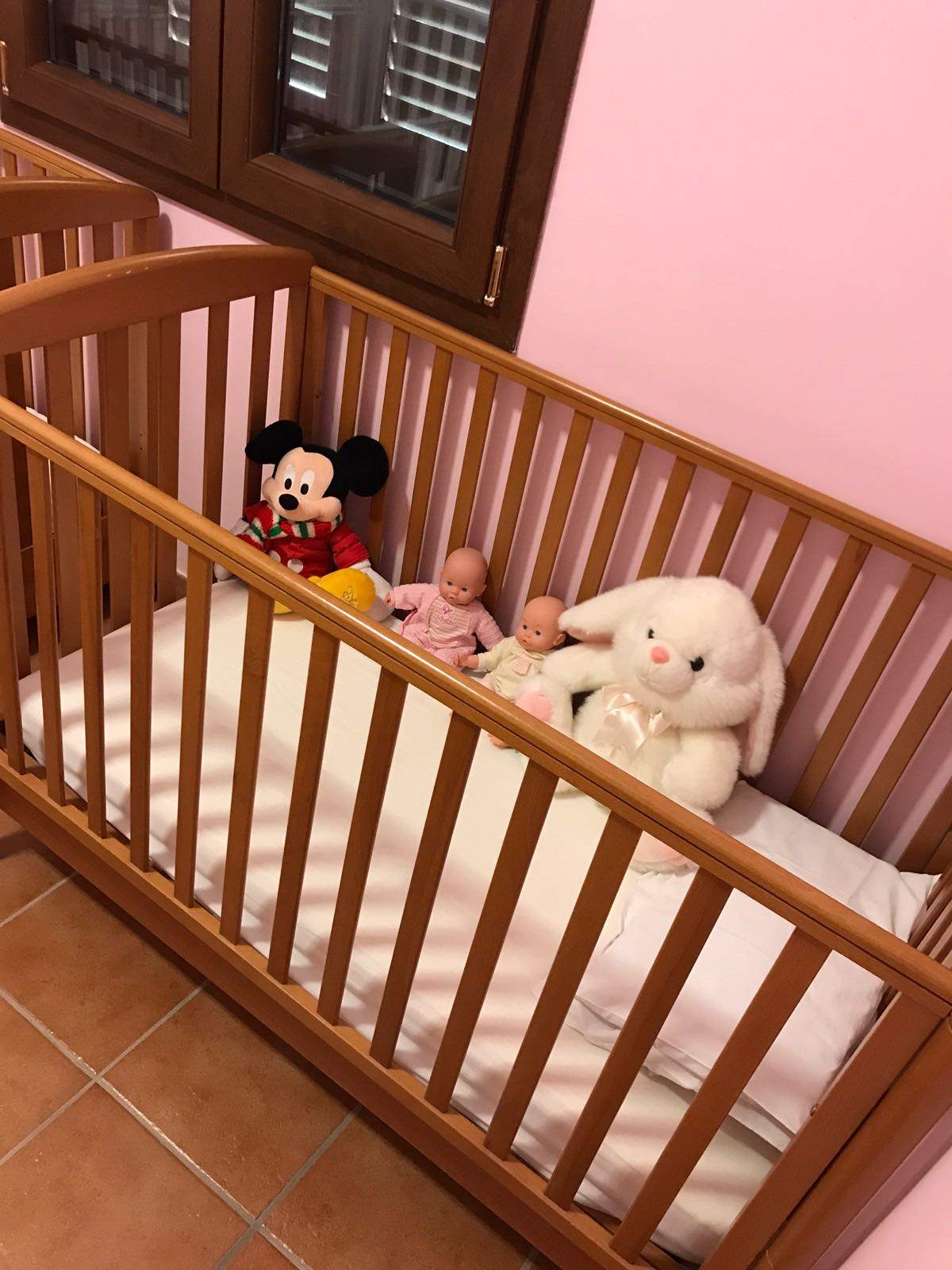 Lettino e spazio dedicato ai più piccoli